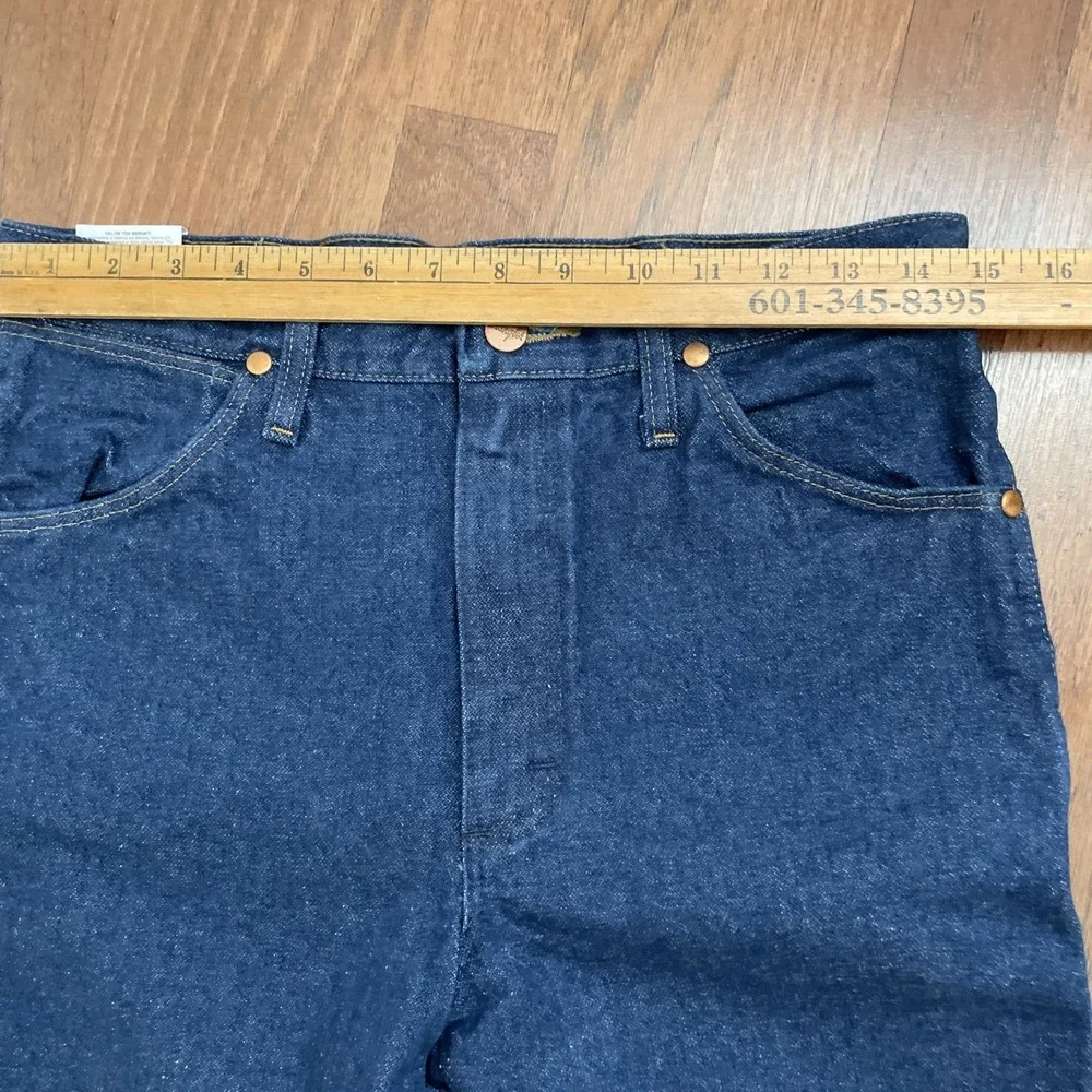 Wrangler Men's Cowboy Cut Slim Fit Indigo Jeans 936PWD 30x34  NWT